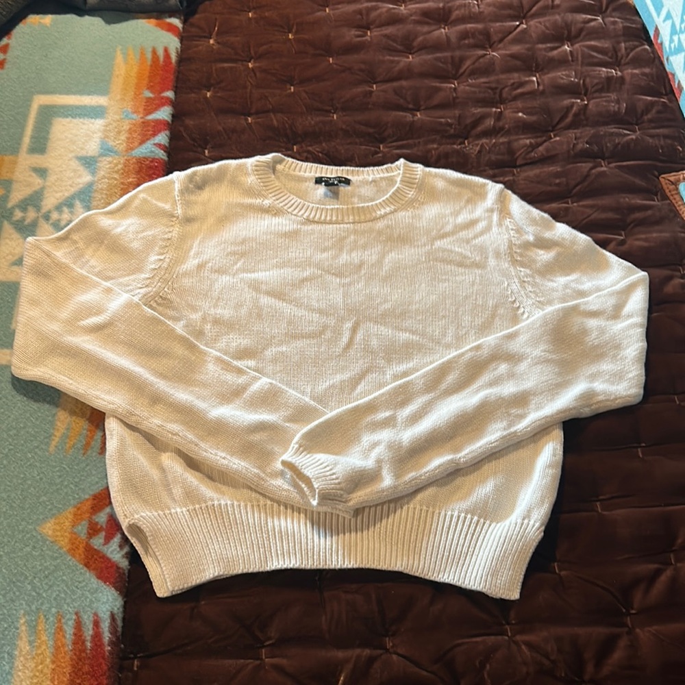 Ann Taylor ivory/cream sweater size medium